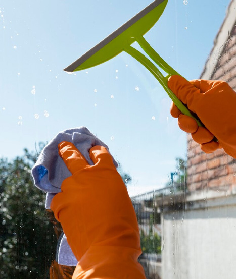 Commercial window washing